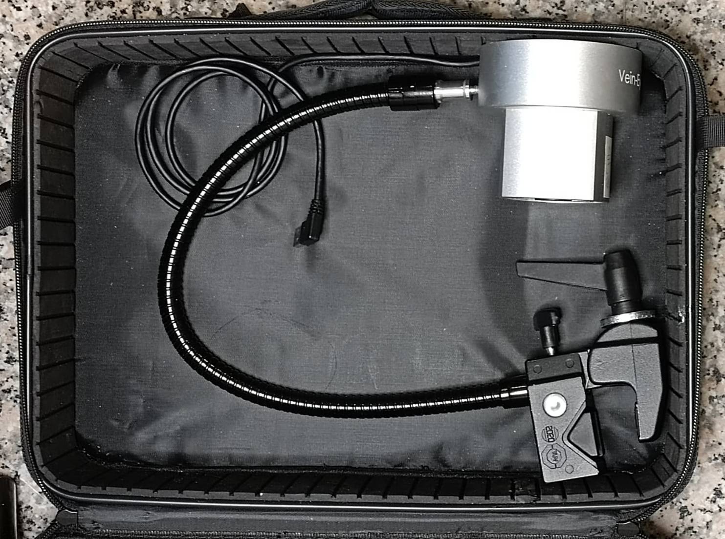 The case for vein locator is designed for quick Setting up for vein access and easy packing up for moving to next service locations